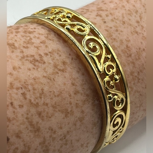 Gold-Tone Filigree Openwork Bangle Bracelet - Picture 1 of 4